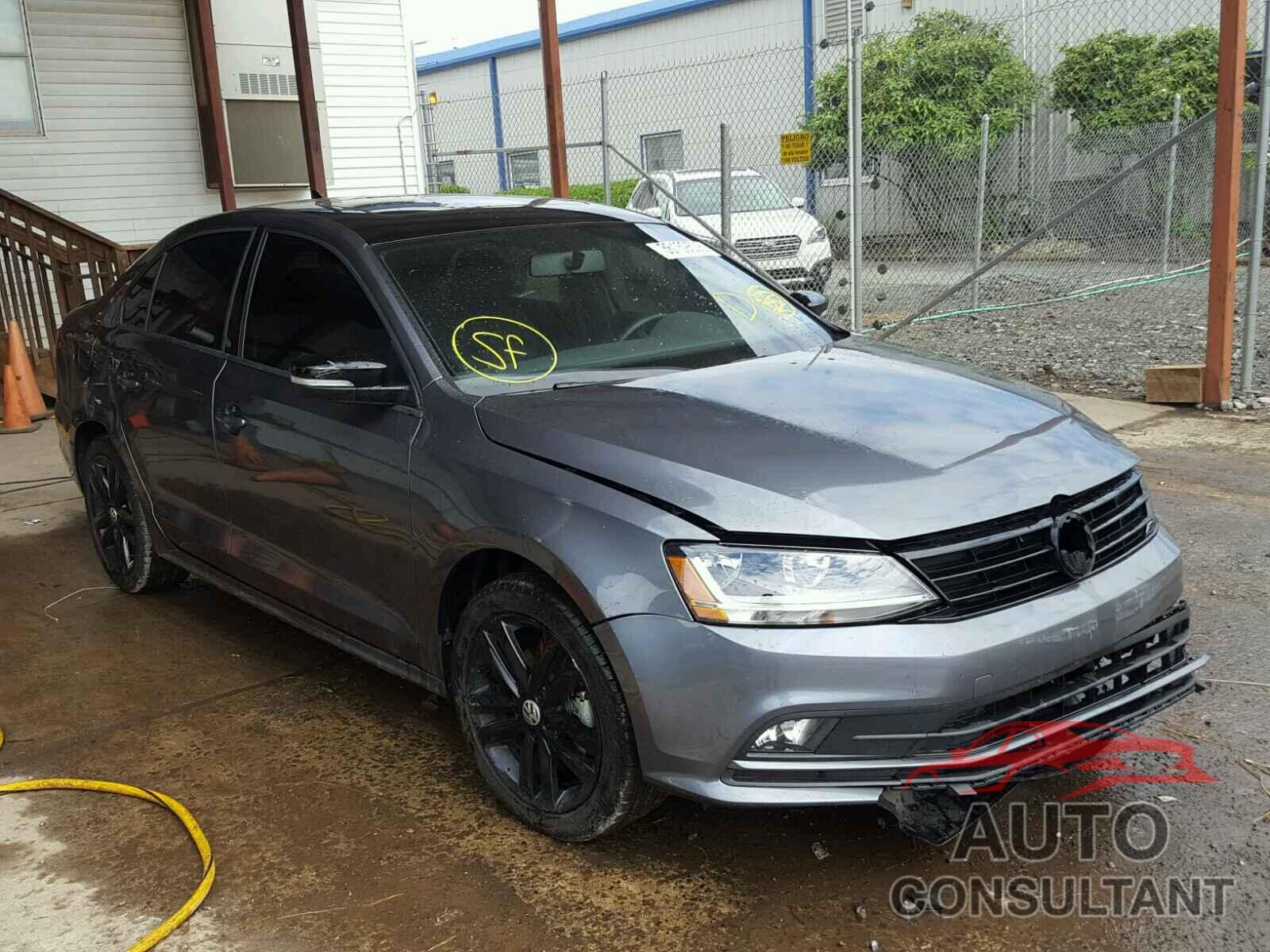 VOLKSWAGEN JETTA 2018 - 3VWD17AJ5JM238520