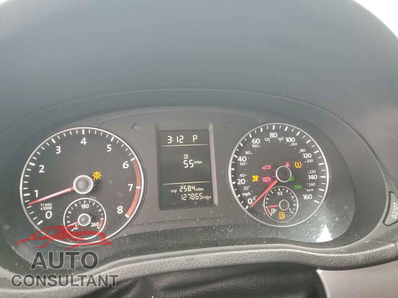 VOLKSWAGEN PASSAT 2015 - 1VWAT7A37FC097277