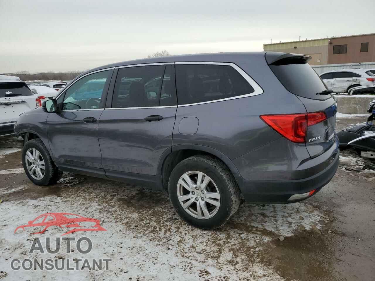 HONDA PILOT 2017 - 5FNYF6H17HB093422