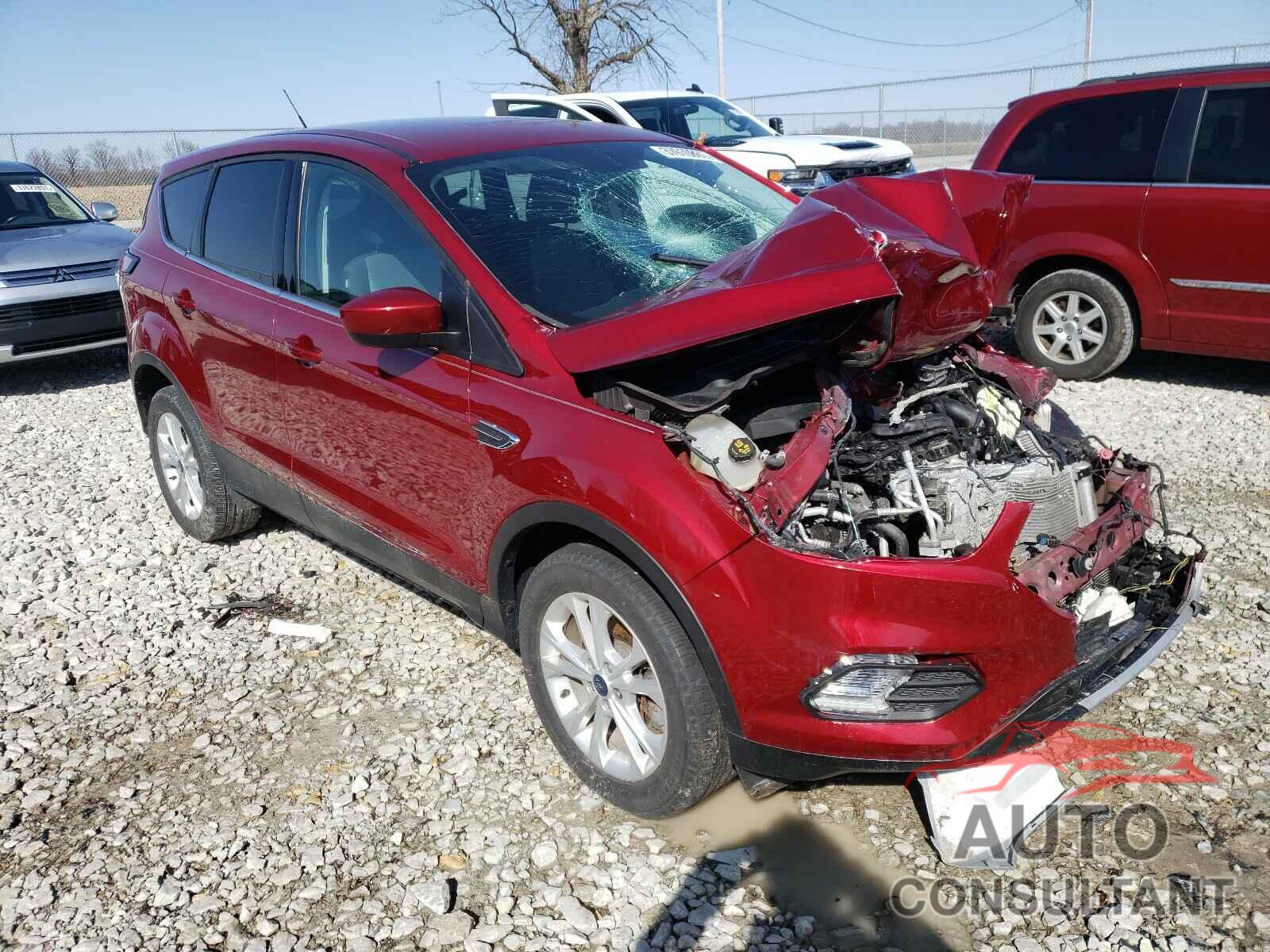 FORD ESCAPE 2017 - 1FMCU9GD3HUD92955
