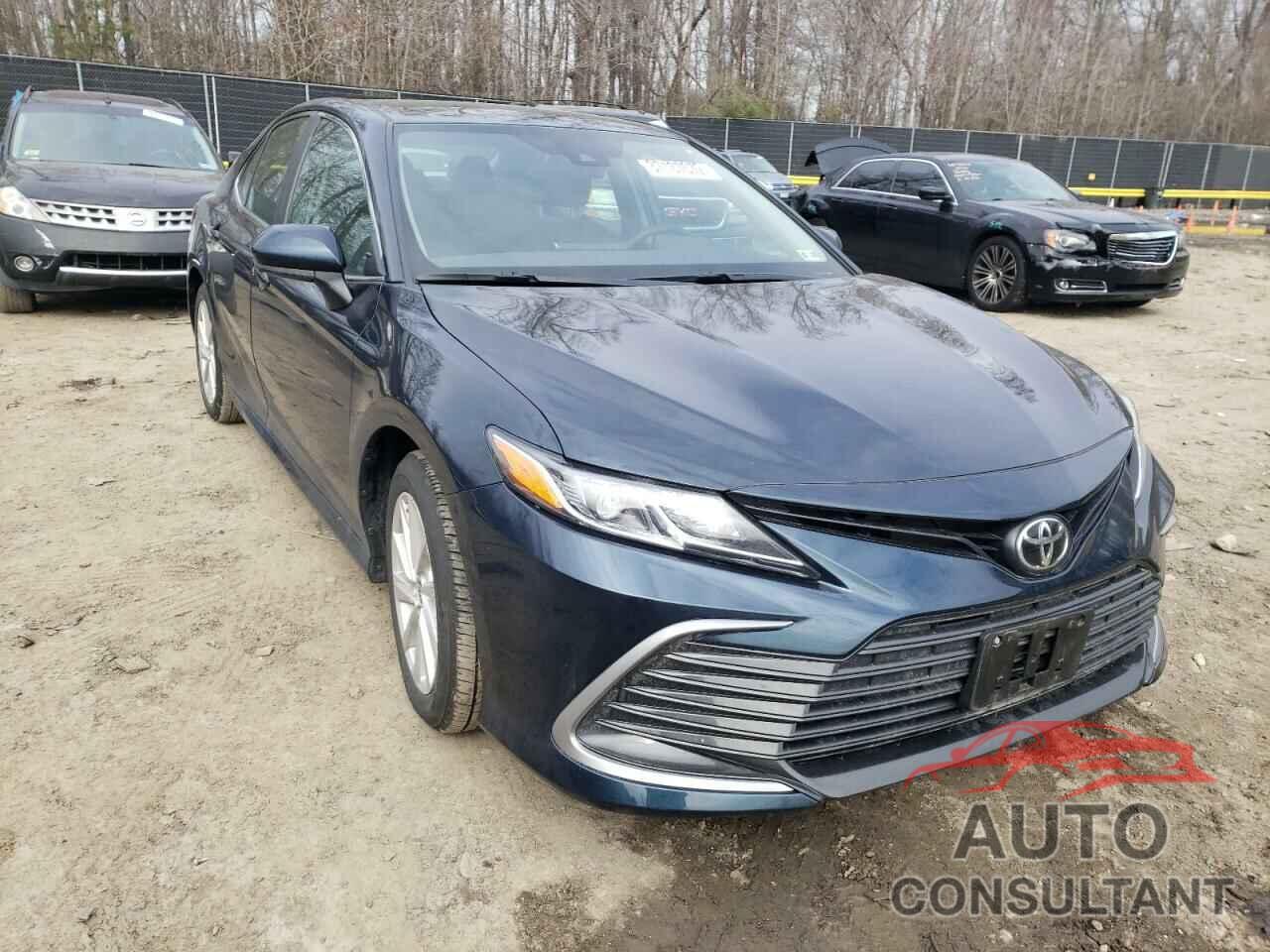 TOYOTA CAMRY 2021 - 4T1C11AK4MU591637