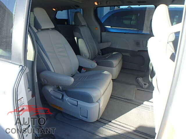 TOYOTA SIENNA 2011 - 5TDYK3DC1BS173559