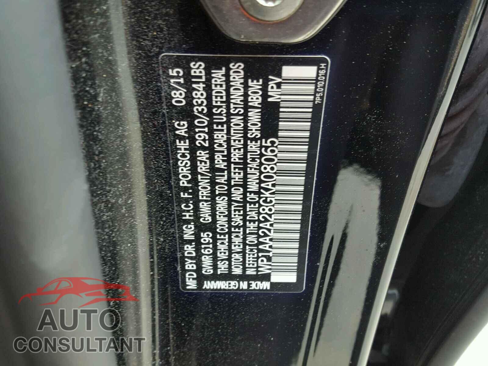 PORSCHE CAYENNE 2016 - WP1AA2A28GKA08065