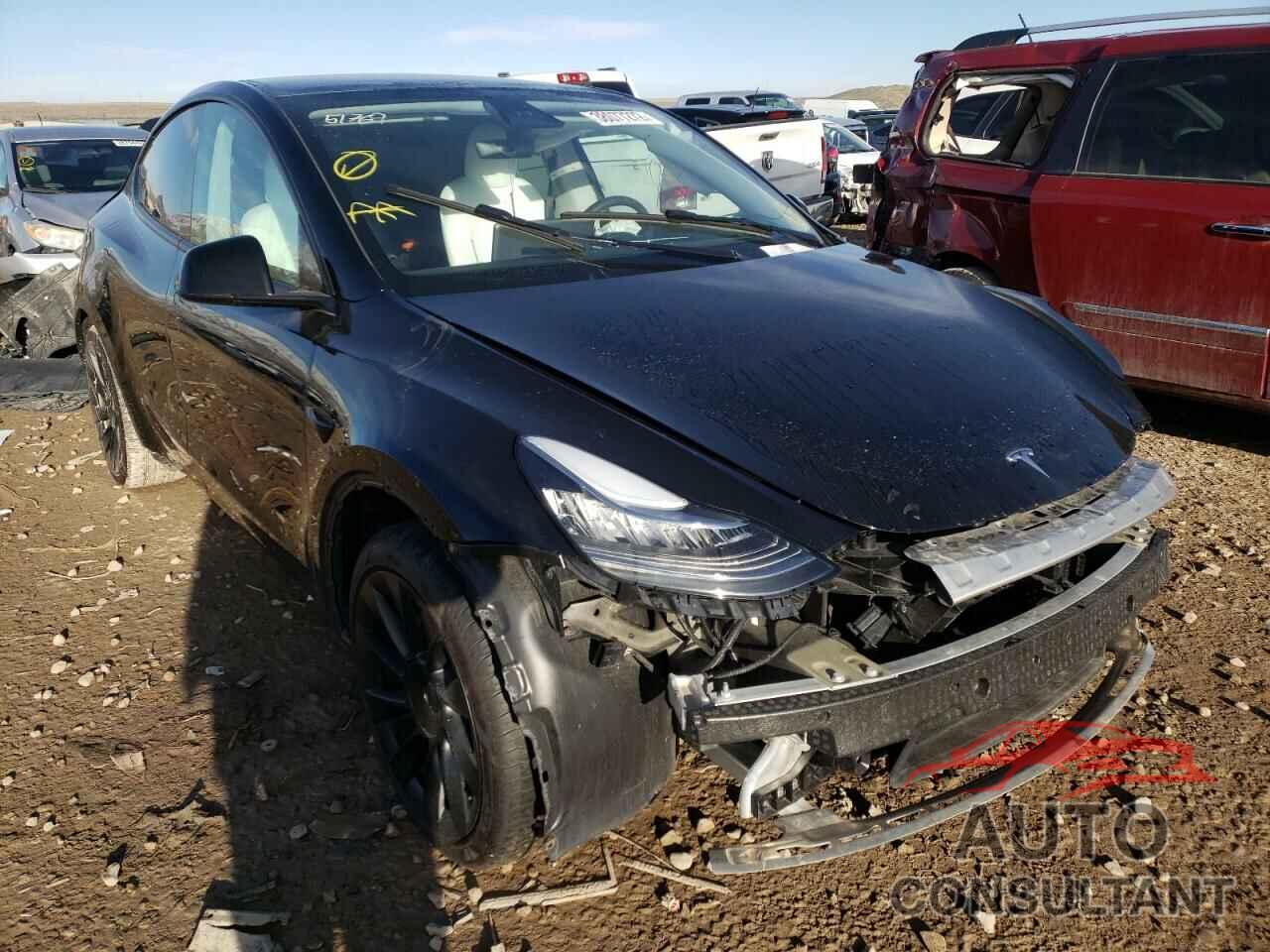 TESLA MODEL Y 2021 - 5YJYGDEE2MF210150