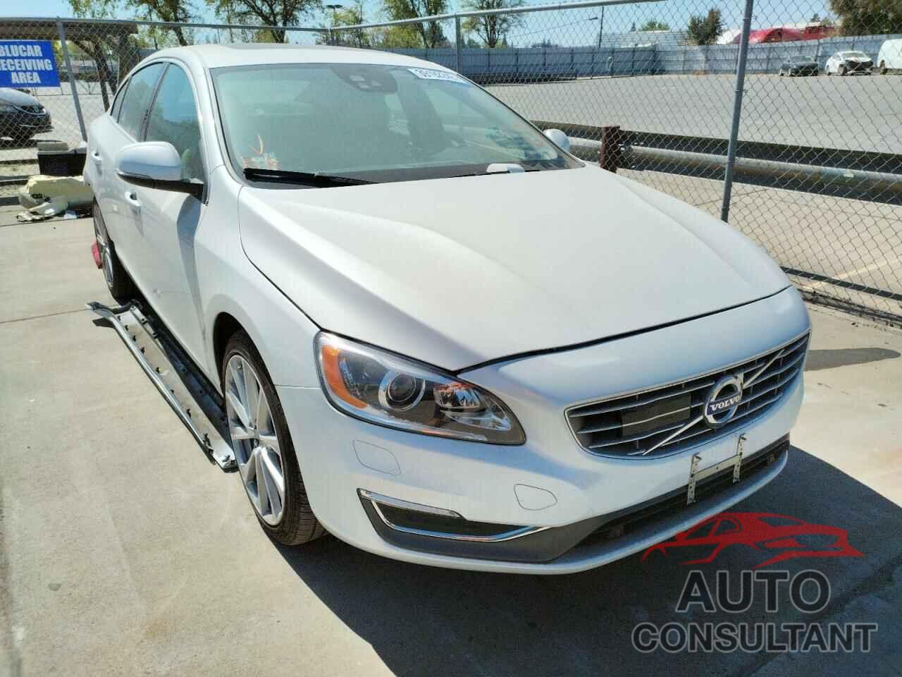 VOLVO S60 2018 - LYV402HM8JB178036