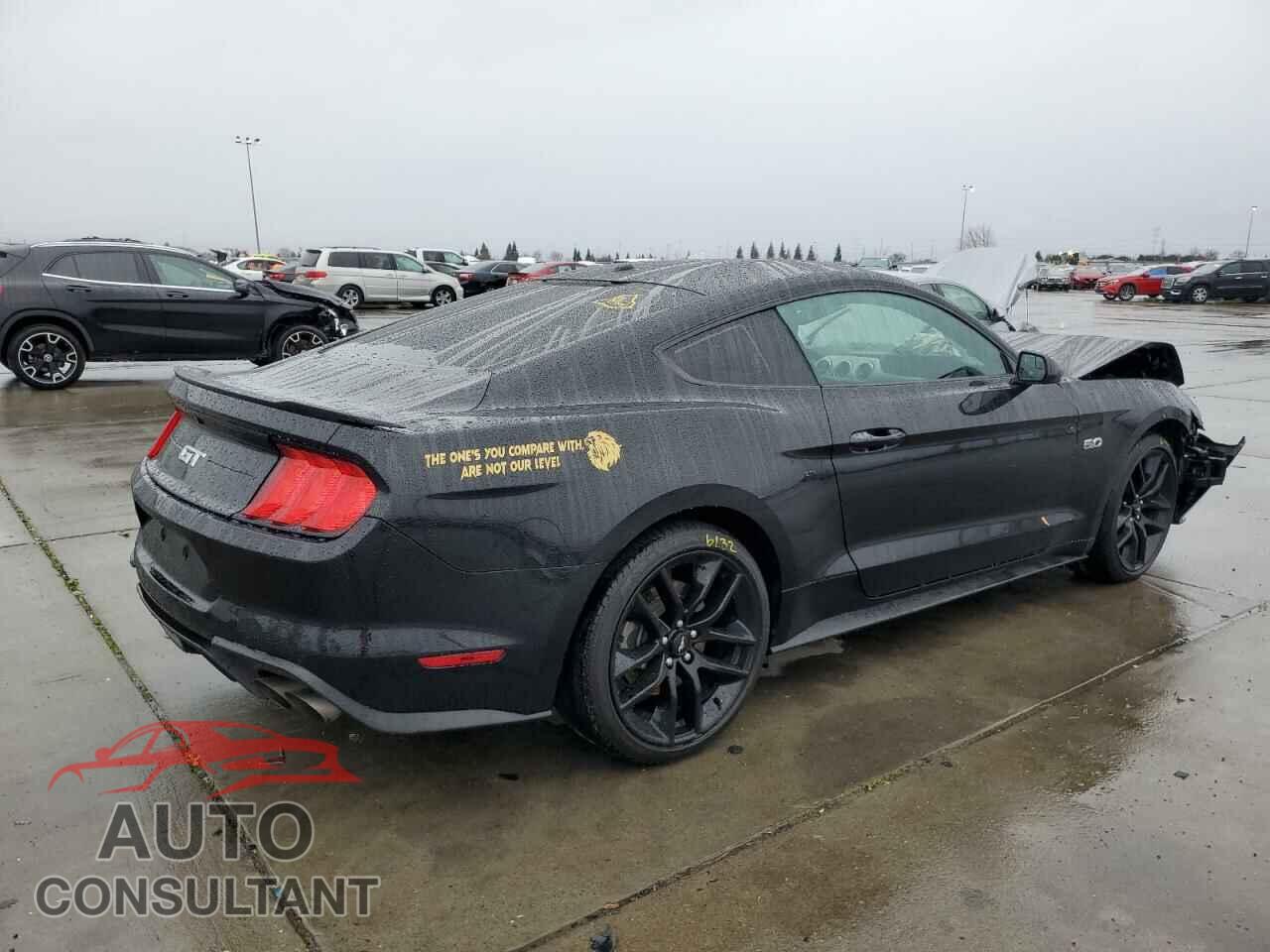 FORD MUSTANG 2020 - 1FA6P8CF3L5108436