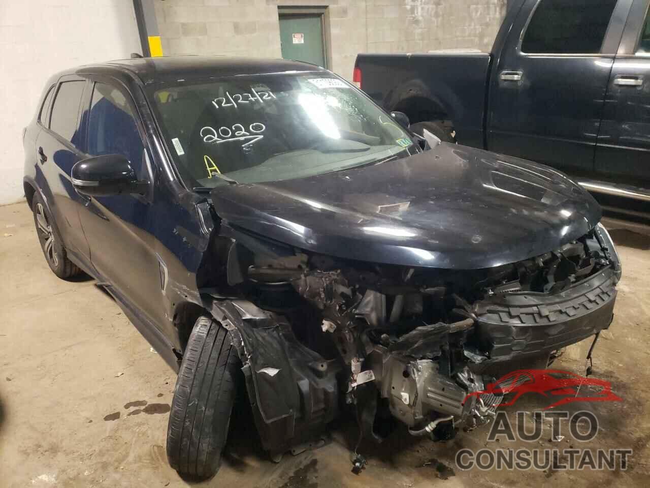 MITSUBISHI OUTLANDER 2020 - JA4AP4AU7LU024604
