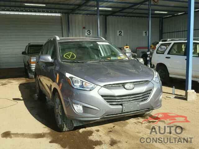 HYUNDAI TUCSON 2015 - 5YFBURHE1HP721379