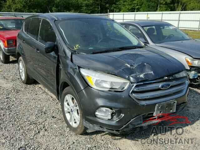 FORD ESCAPE 2017 - 1FMCU0GD3HUC00204