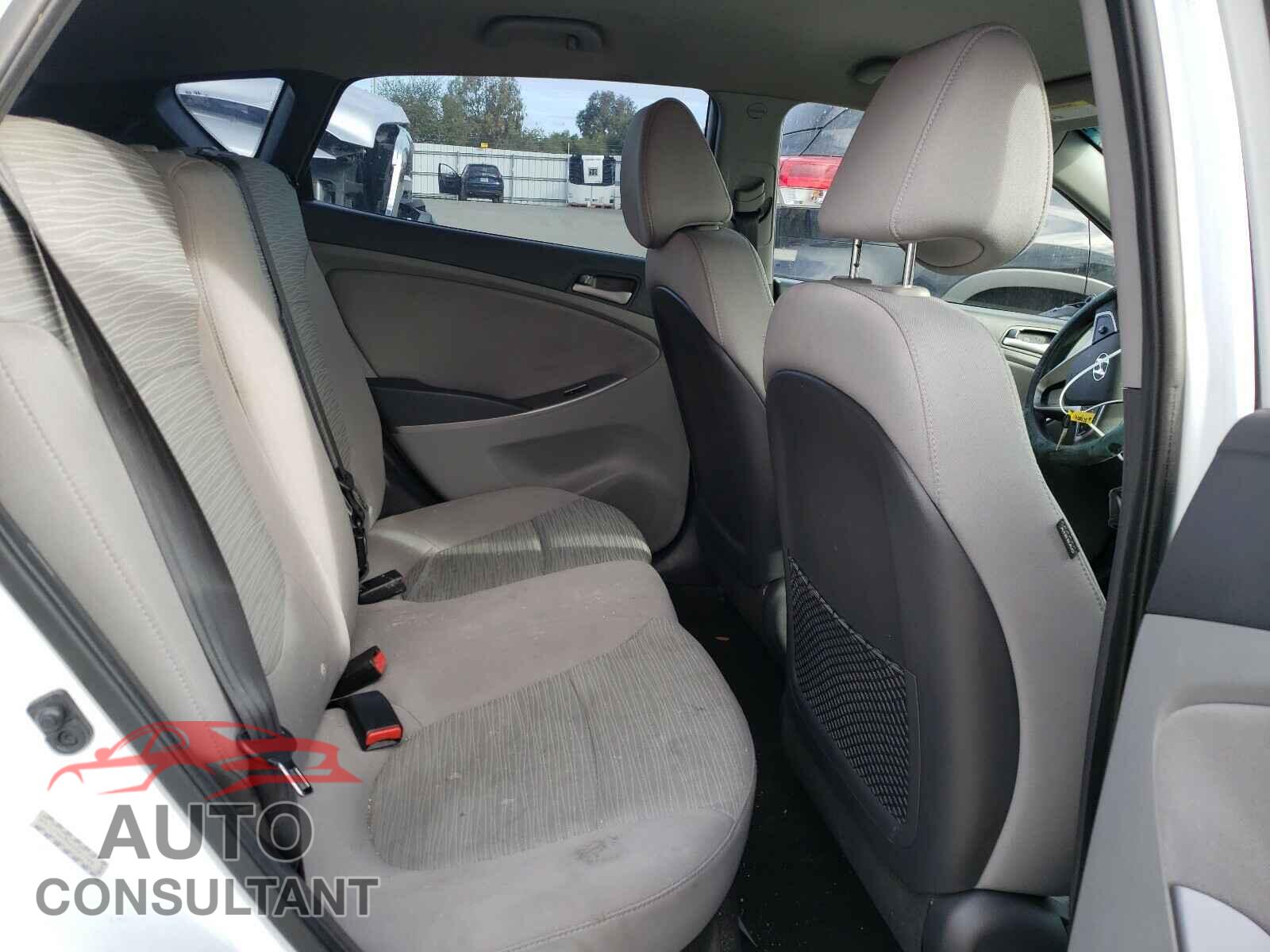 HYUNDAI ACCENT 2016 - KMHCT5AE9GU291799