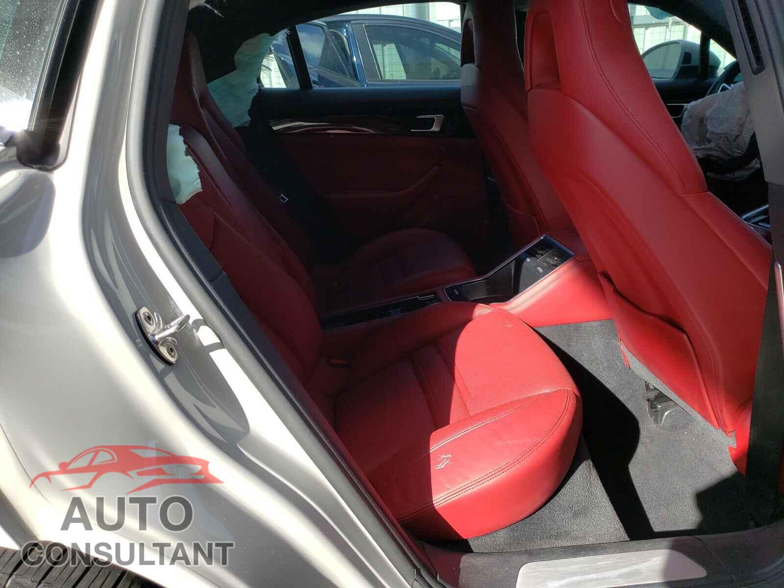 PORSCHE PANAMERA 2020 - WP0AE2A75LL130968