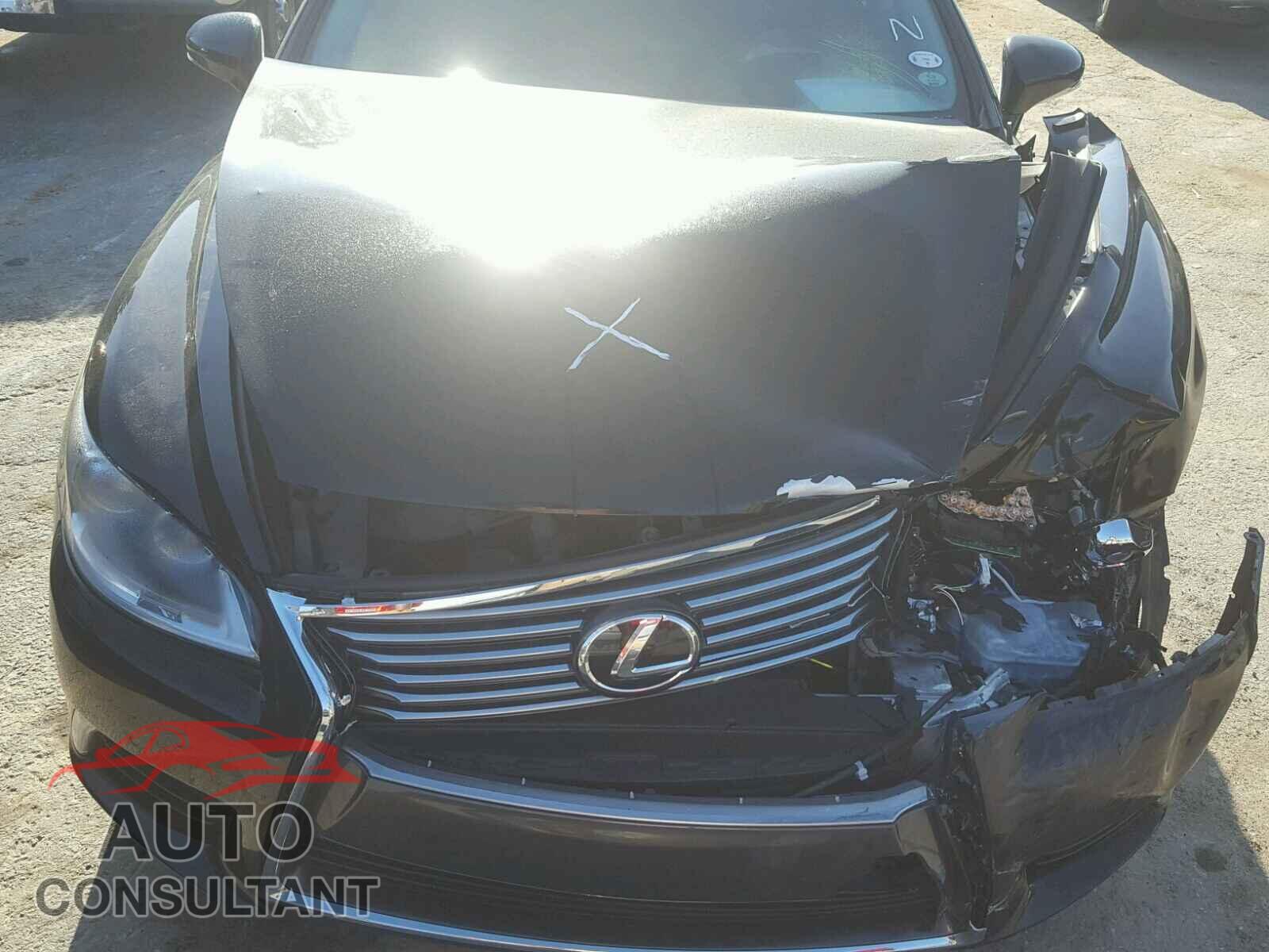 LEXUS LS460 2013 - JTHBL5EF4D5124614