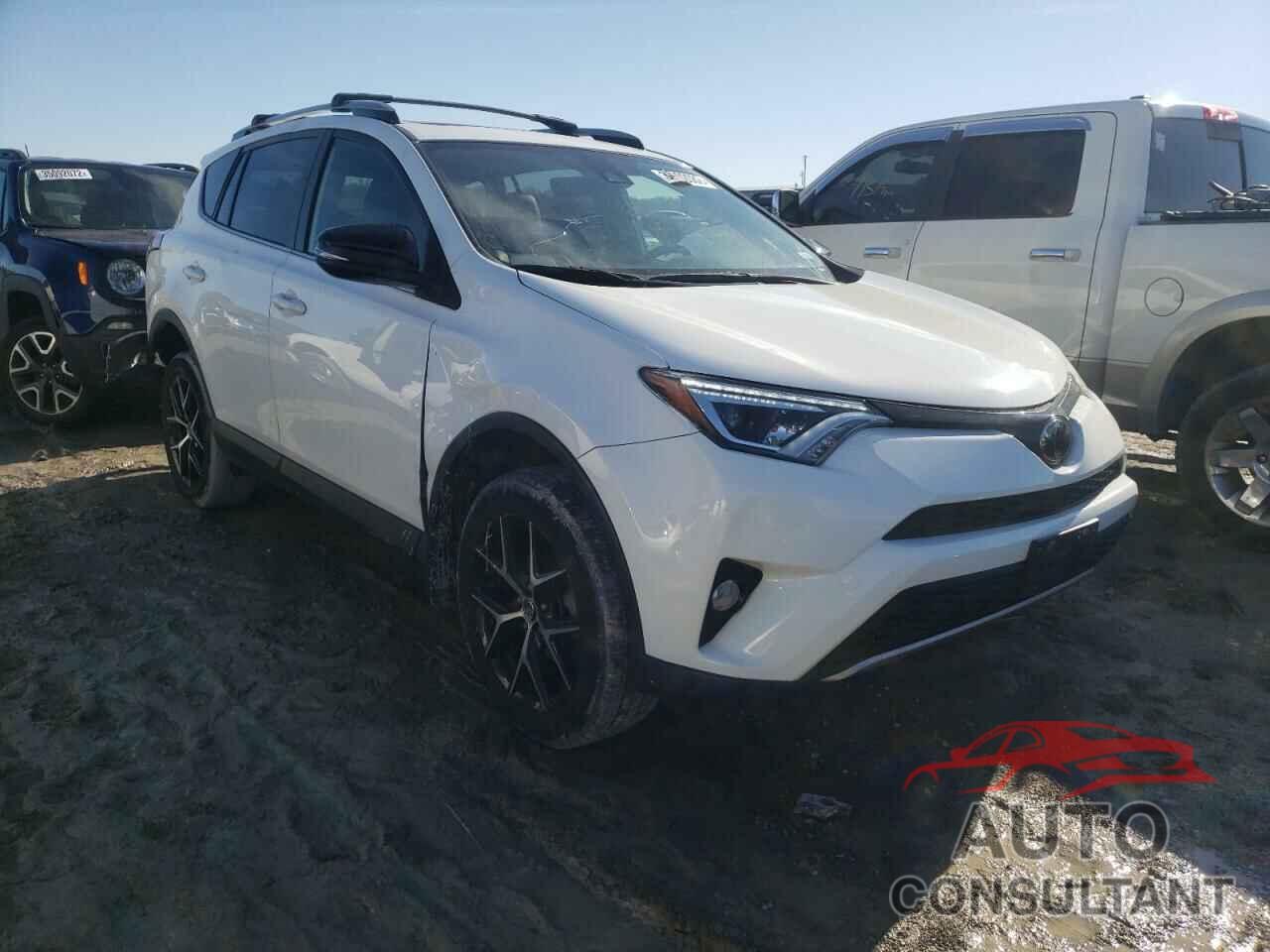 TOYOTA RAV4 2018 - JTMJFREV0JJ212405