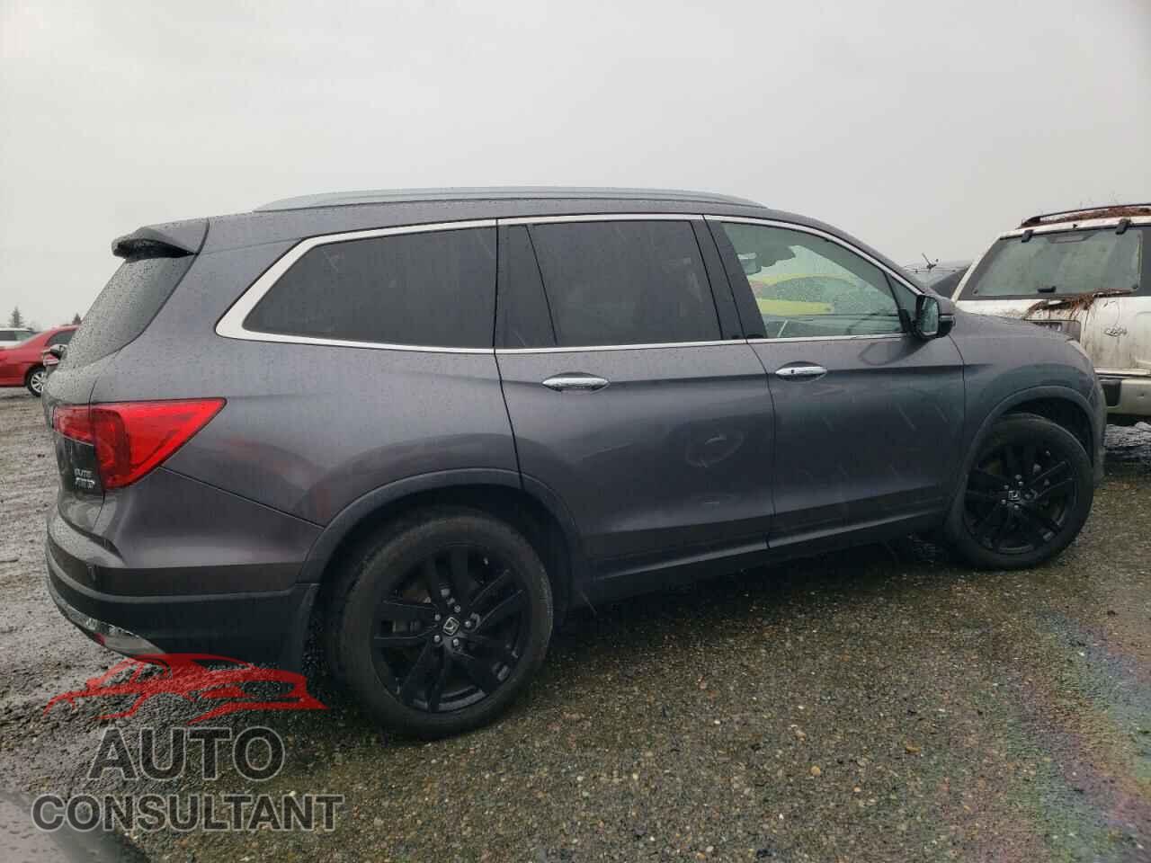 HONDA PILOT 2017 - 5FNYF6H0XHB028068