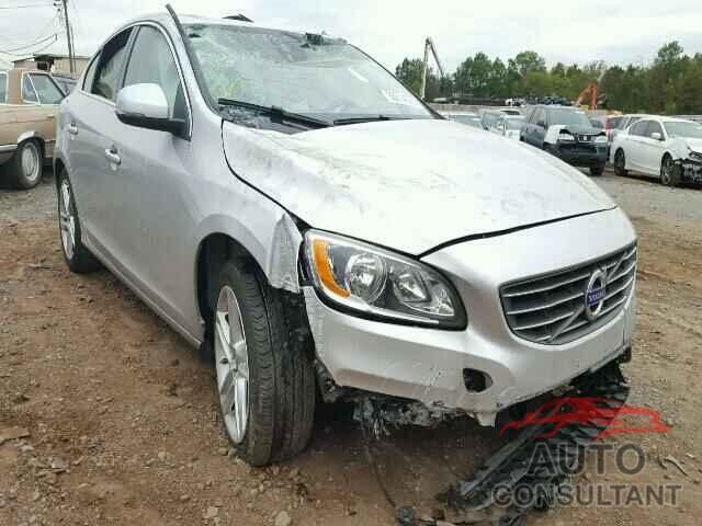 VOLVO S60 2015 - YV1612TB5F1306382