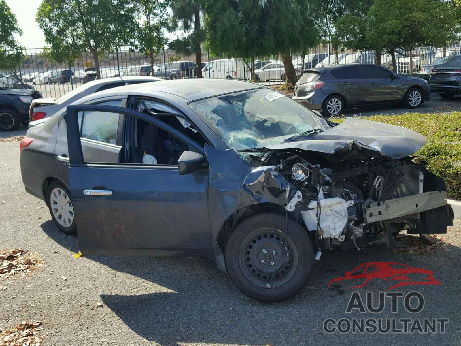 NISSAN VERSA 2015 - 3N1CN7AP5FL939324
