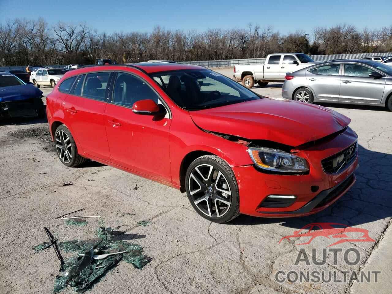 VOLVO V60 2018 - YV140MEL2J2392314