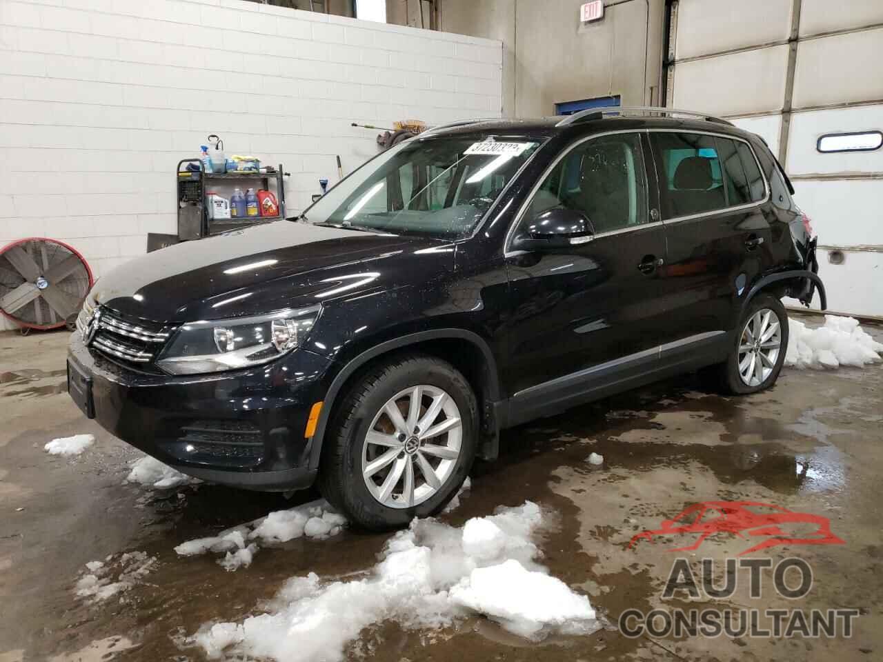 VOLKSWAGEN TIGUAN 2017 - WVGSV7AX9HK016997