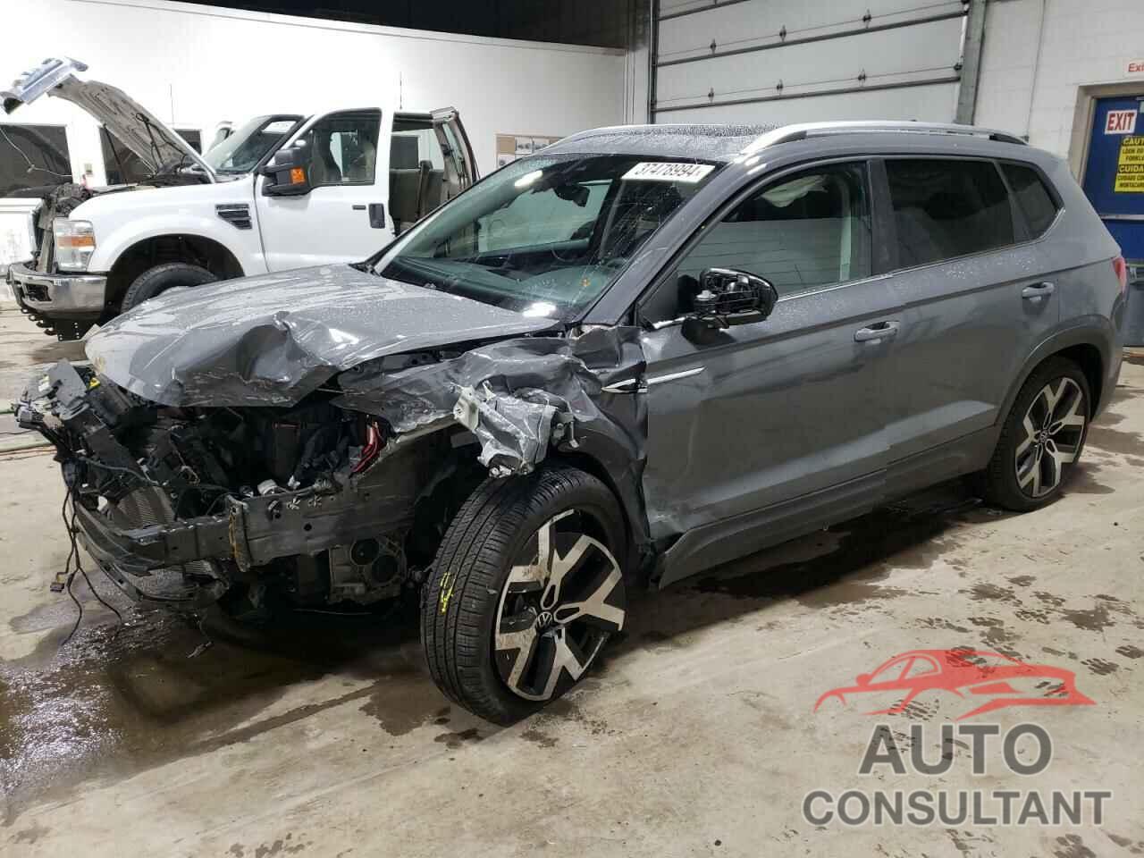 VOLKSWAGEN TAOS SEL 2022 - 3VV2X7B24NM020527