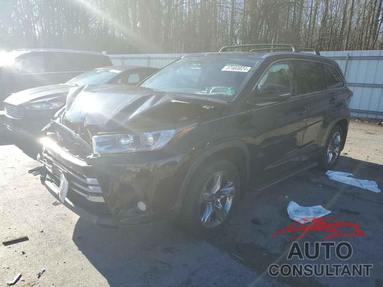 TOYOTA HIGHLANDER 2018 - 5TDDZRFH8JS901608