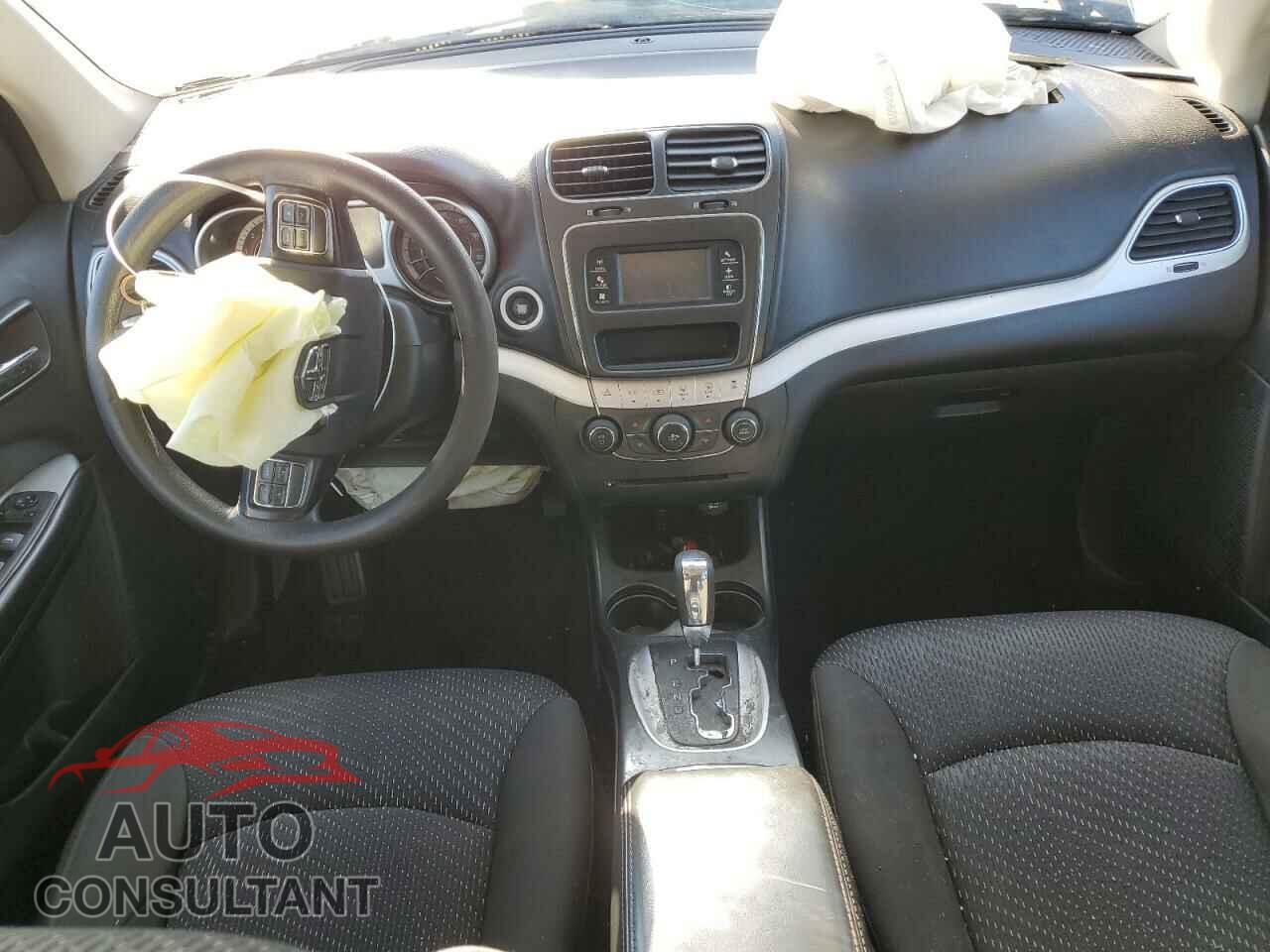 DODGE JOURNEY 2019 - 3C4PDCBB1KT779143