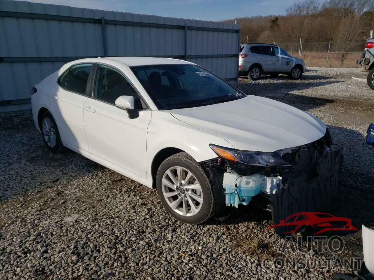 TOYOTA CAMRY 2022 - 4T1C11AK5NU005786