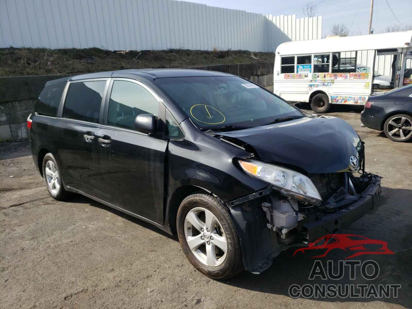 TOYOTA SIENNA 2017 - 5TDZZ3DC1HS784488