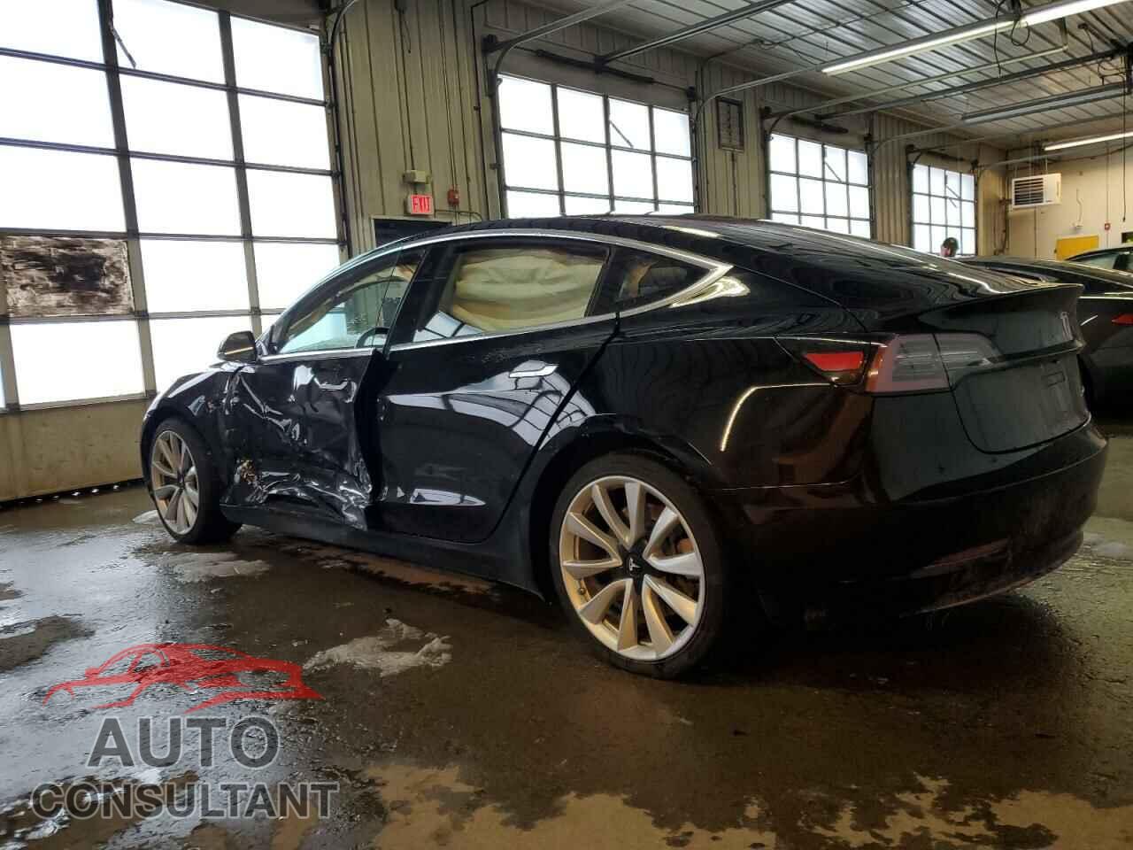 TESLA MODEL 3 2018 - 5YJ3E1EB5JF149117
