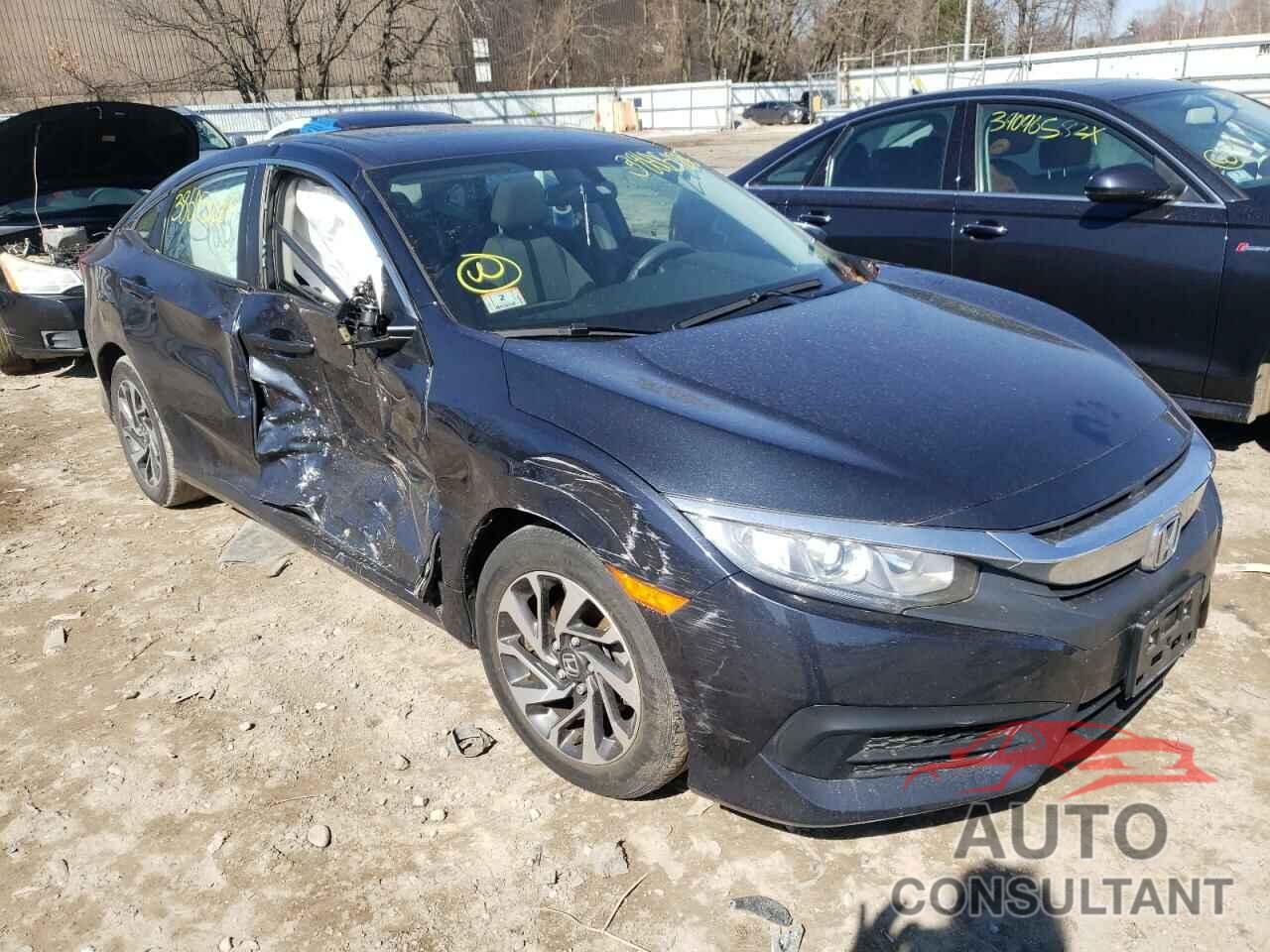 HONDA CIVIC 2018 - 2HGFC2F77JH525475