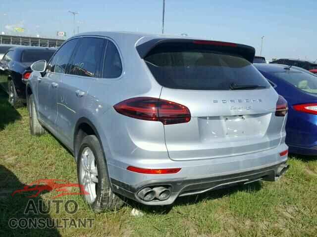 PORSCHE CAYENNE 2016 - WP1AB2A27GLA92385