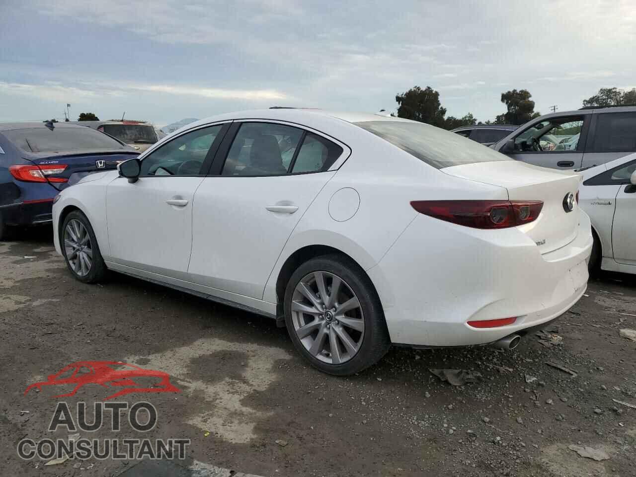 MAZDA 3 2019 - 3MZBPADL1KM112866