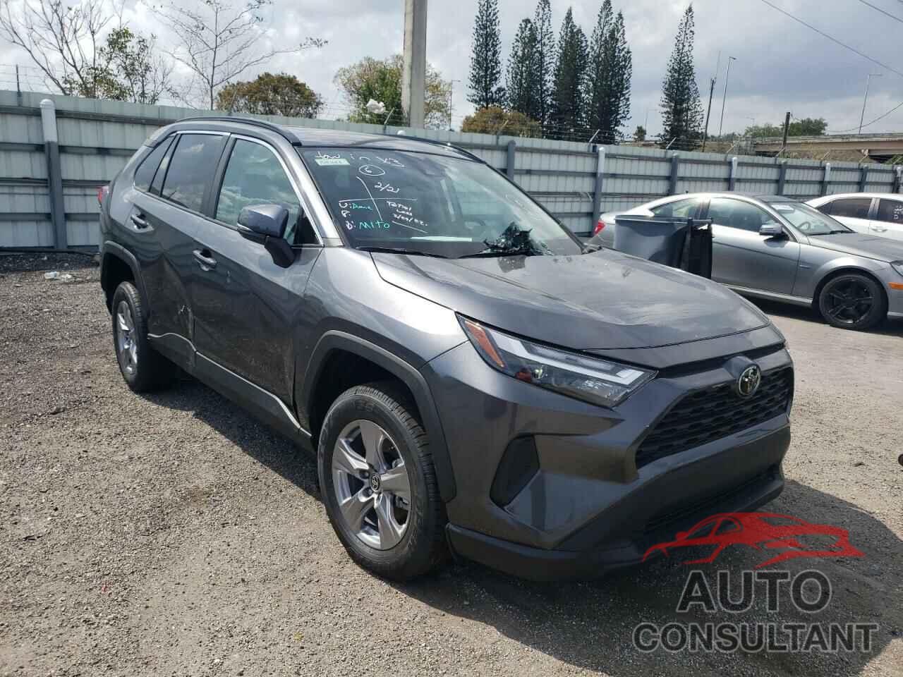 TOYOTA RAV4 2022 - 2T3W1RFV1NC181063