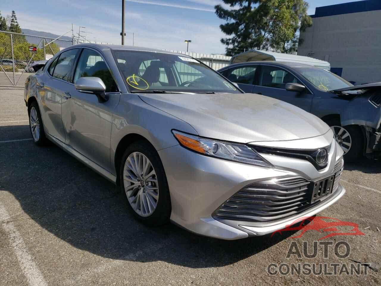 TOYOTA CAMRY 2020 - 4T1F11AK4LU946401