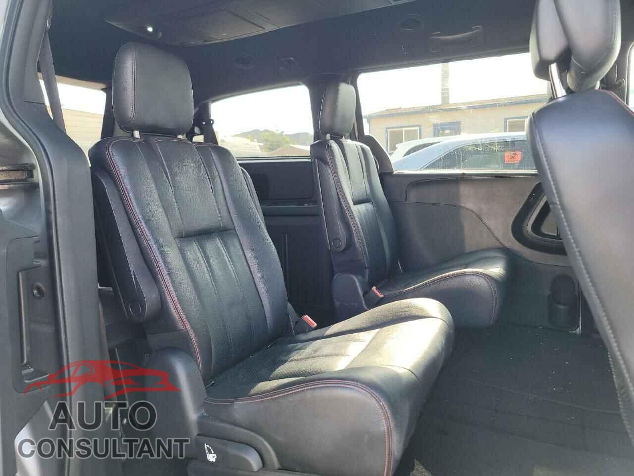 DODGE GRAND CARA 2019 - 2C4RDGEG3KR536864