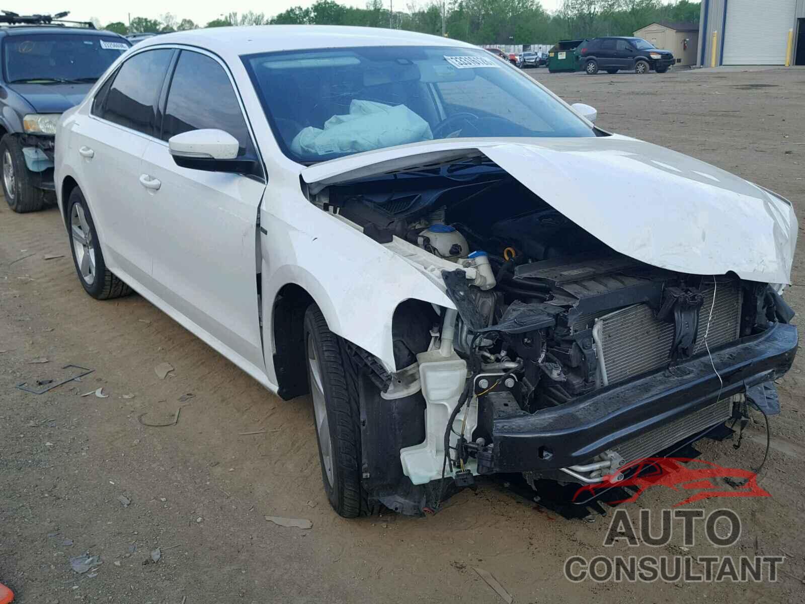 VOLKSWAGEN PASSAT 2015 - 1VWAT7A3XFC109017