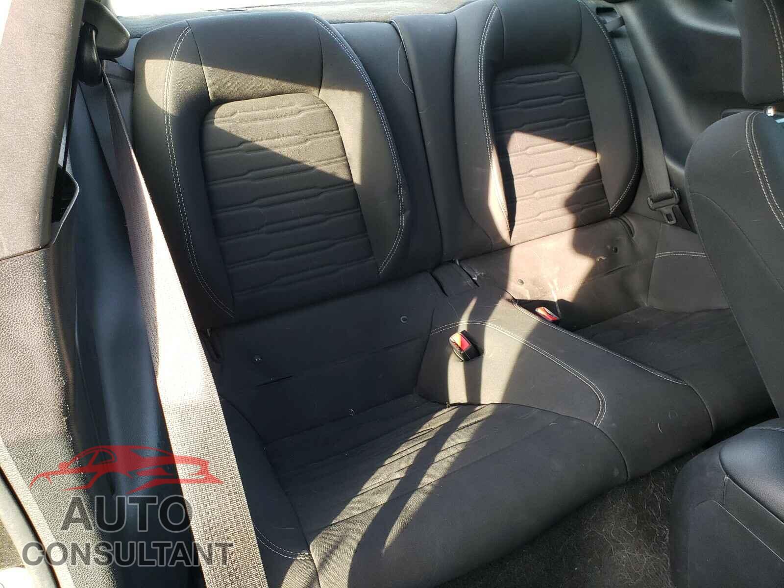 FORD MUSTANG 2016 - 1FA6P8CF2G5284285