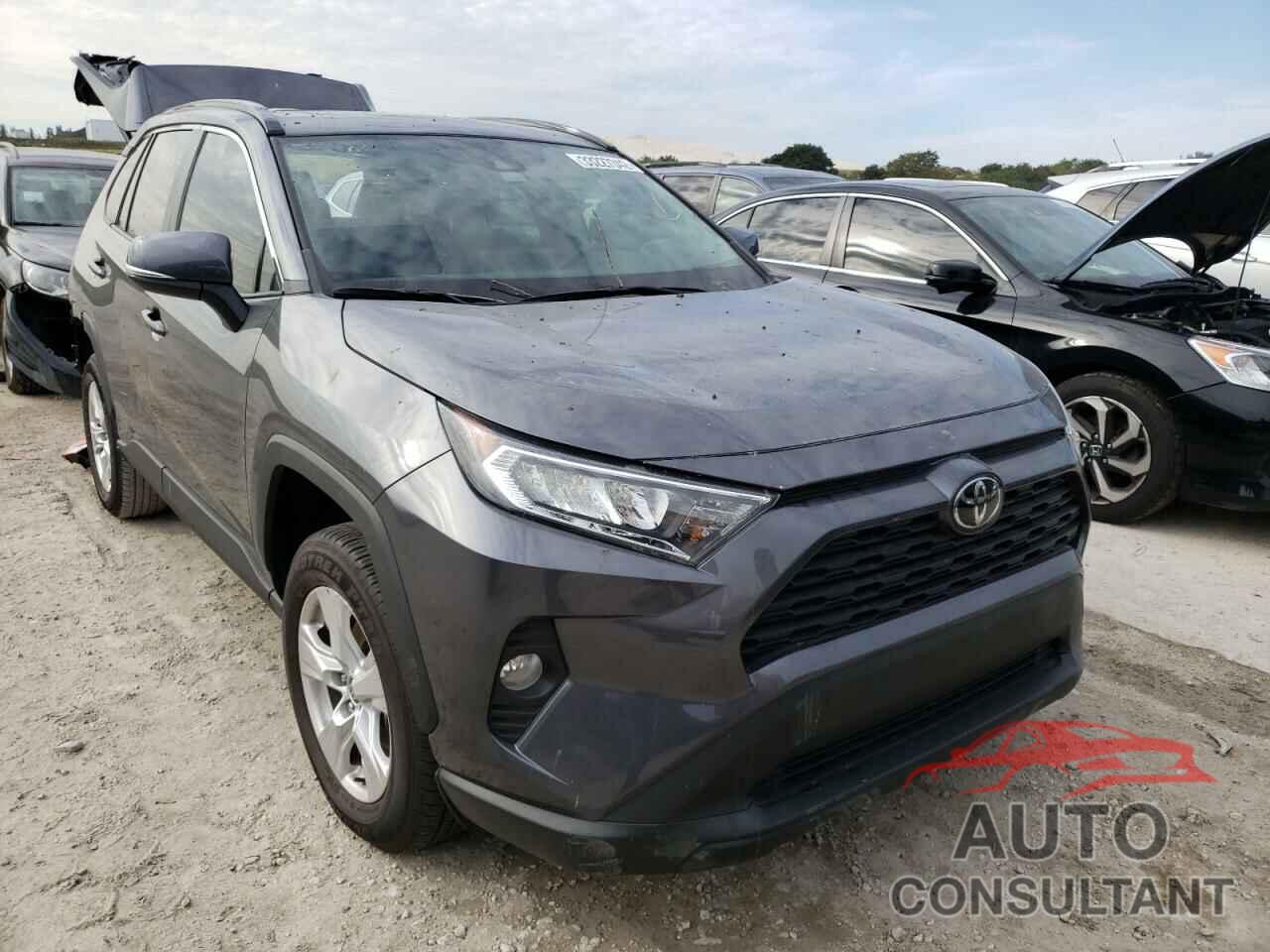 TOYOTA RAV4 2021 - 2T3W1RFV0MC118017