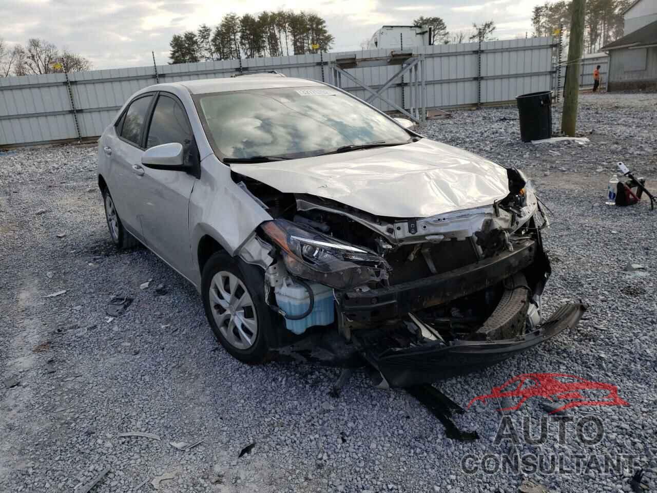 TOYOTA COROLLA 2018 - 5YFBURHE0JP826582