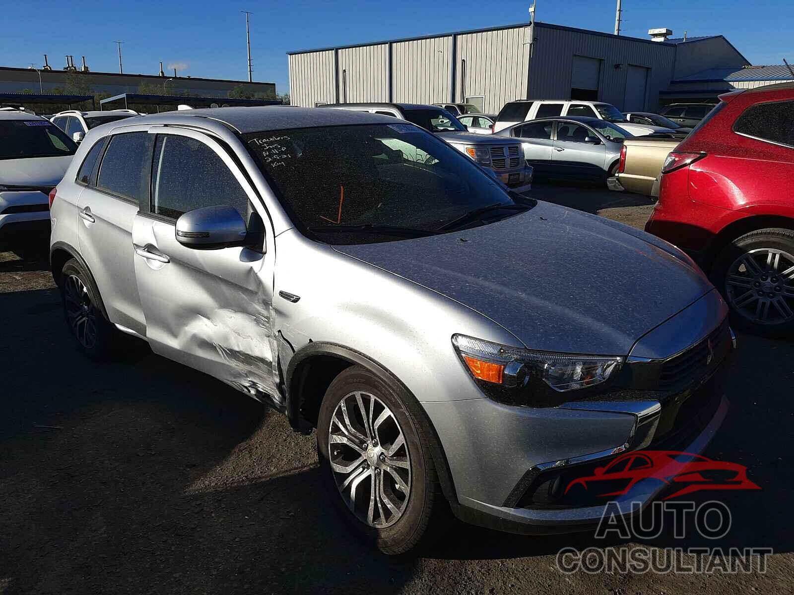MITSUBISHI OUTLANDER 2017 - JA4AP3AW8HZ048464