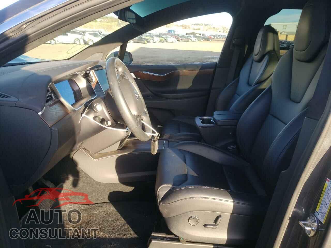 TESLA MODEL X 2017 - 5YJXCDE2XHF065538
