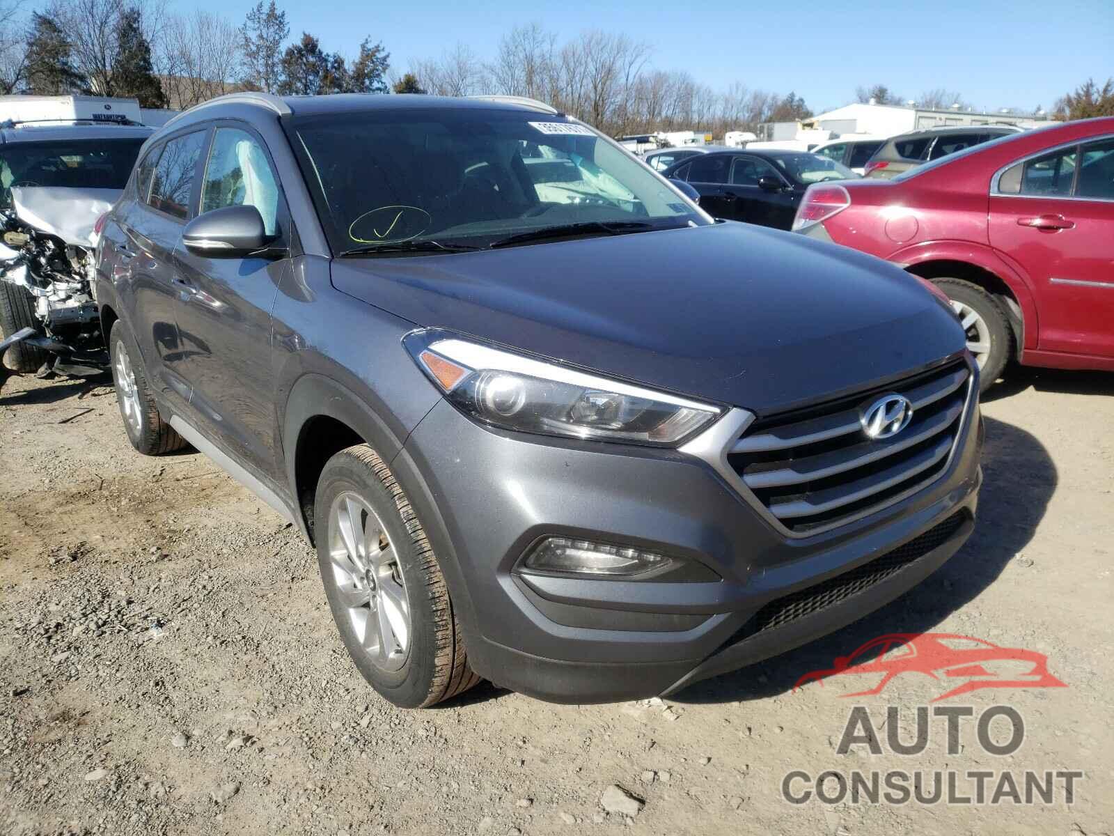 HYUNDAI TUCSON 2018 - KM8J3CA45JU830378