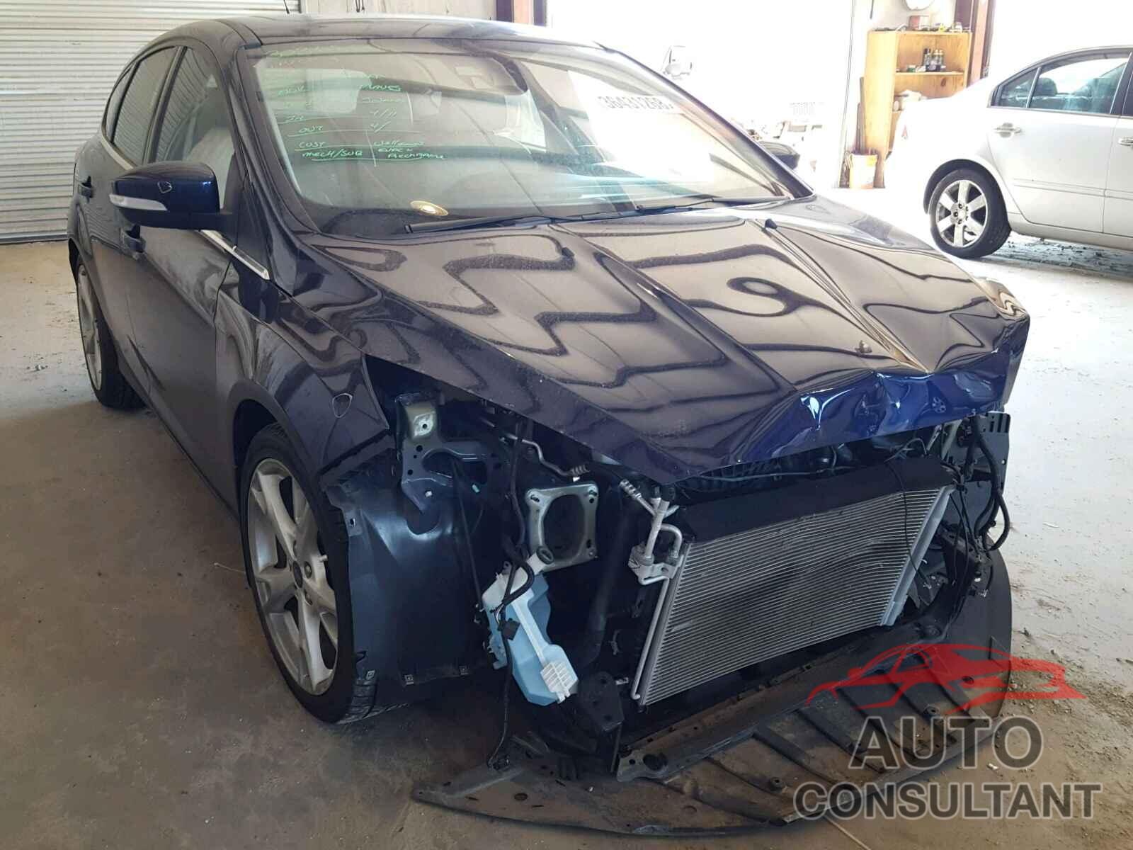 FORD FOCUS 2016 - 1FADP3N26GL396992