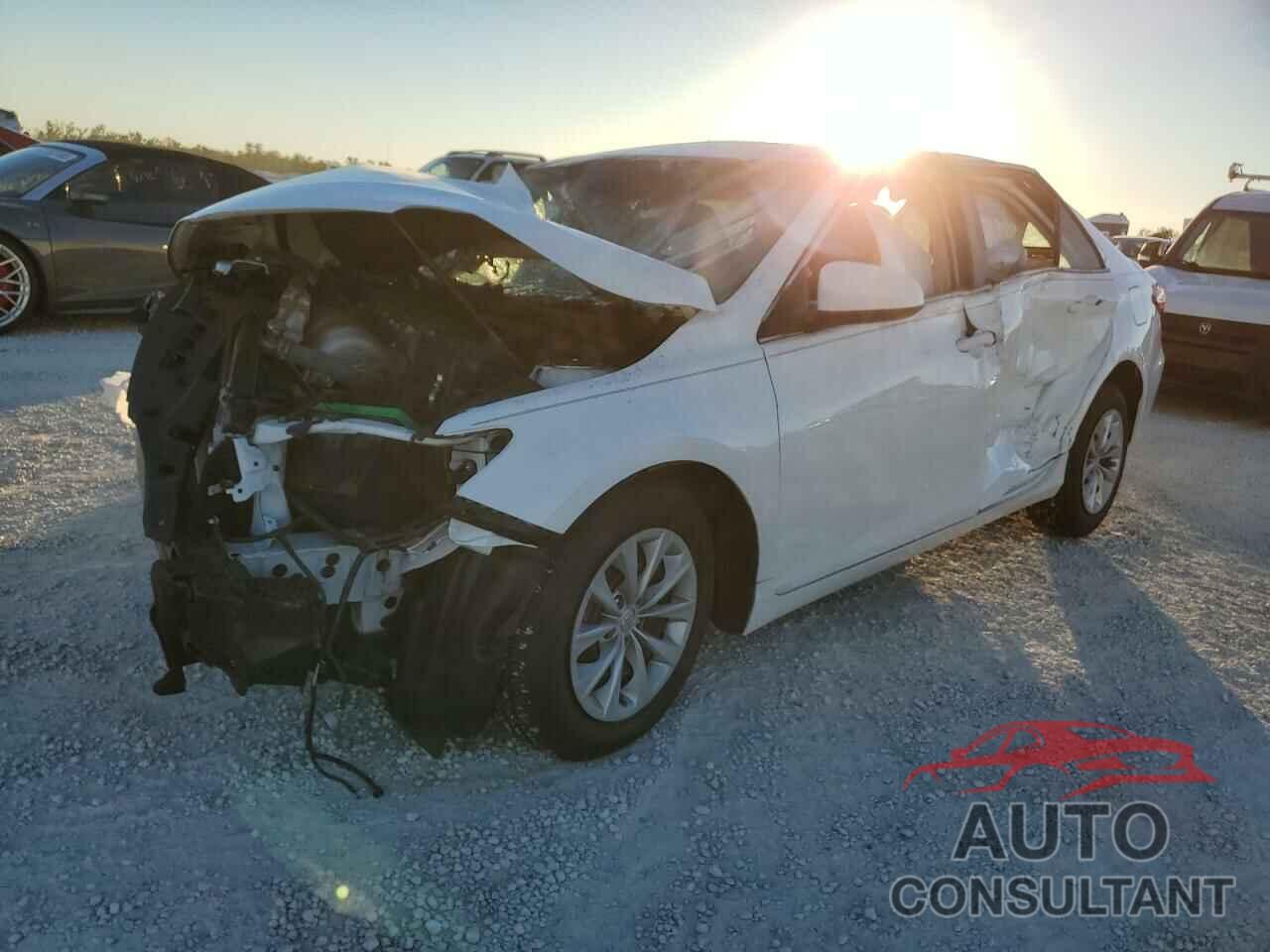 TOYOTA CAMRY 2017 - 4T1BF1FK5HU704068