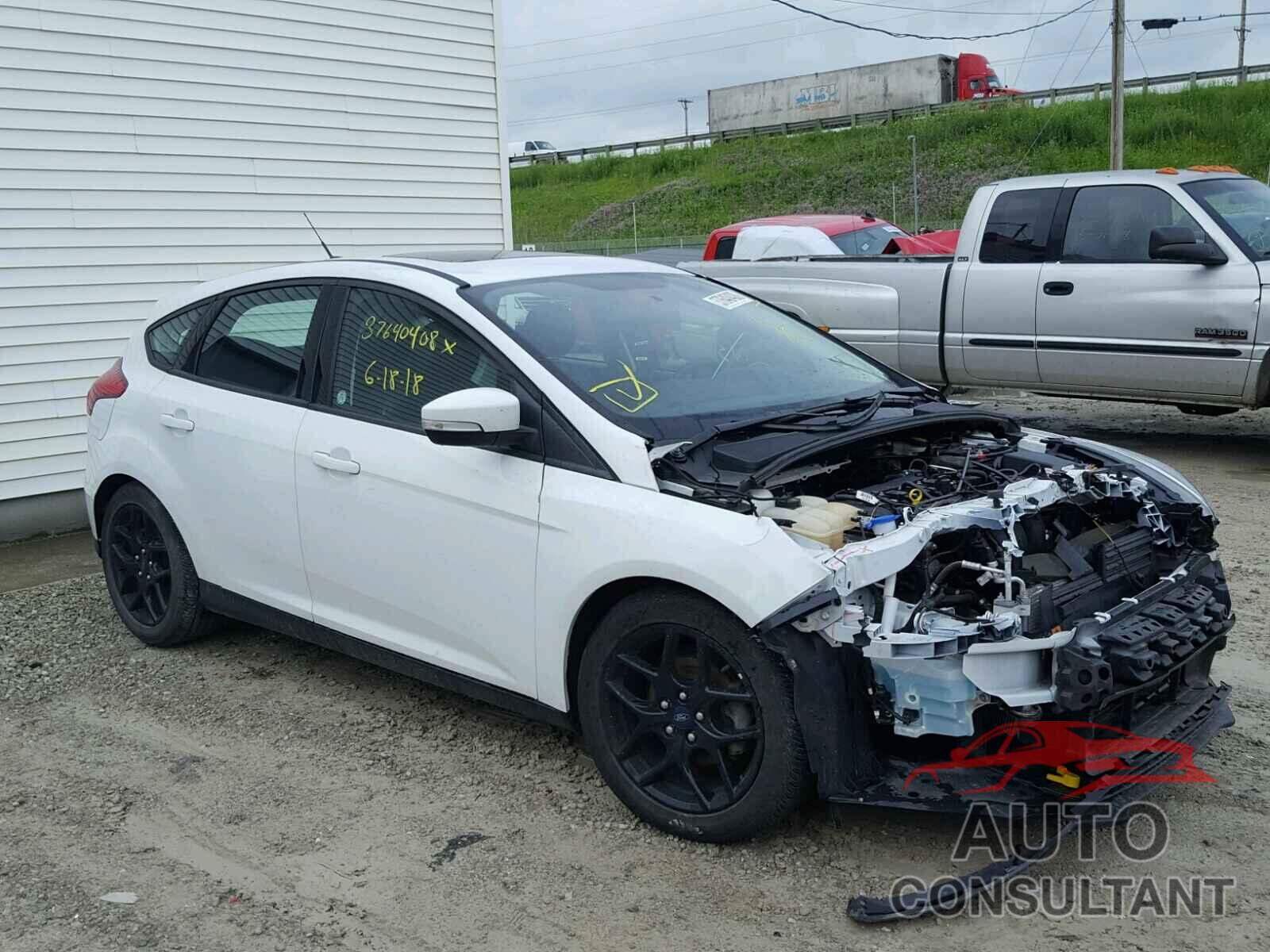 FORD FOCUS 2016 - 1FADP3K2XGL299380