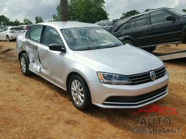 VOLKSWAGEN JETTA 2015 - 3VWD17AJ5FM324725