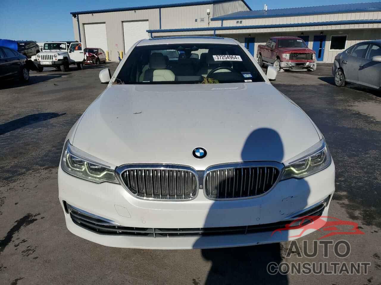 BMW 5 SERIES 2017 - WBAJE5C32HG917109