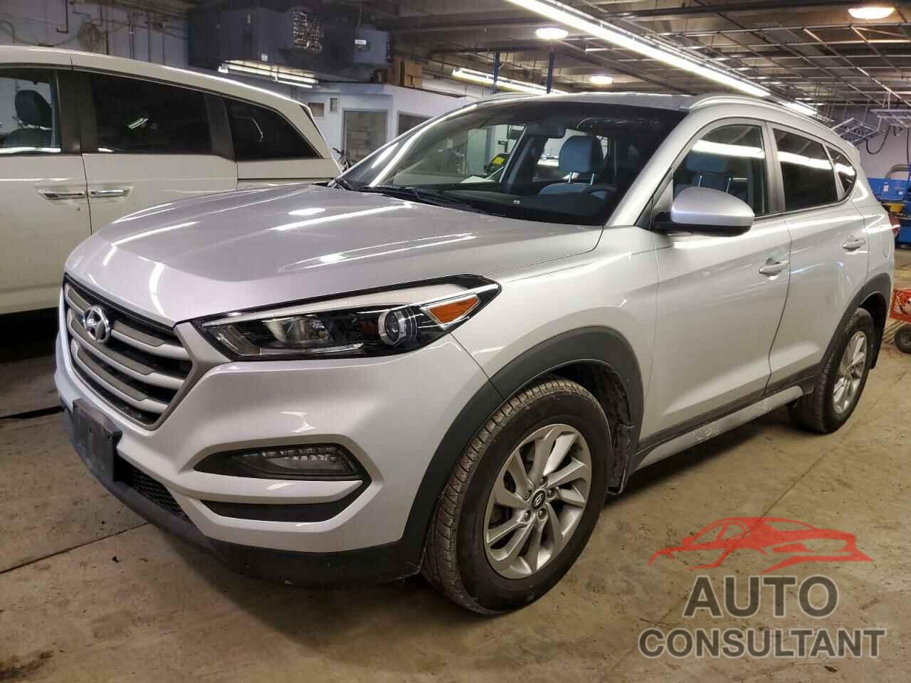 HYUNDAI TUCSON 2017 - KM8J33A49HU582887