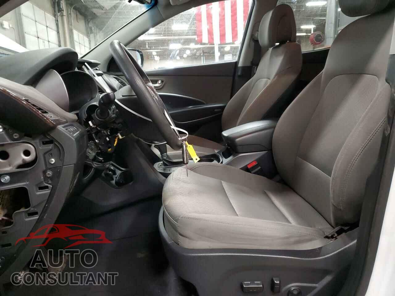 HYUNDAI SANTA FE 2017 - 5NMZU3LB0HH015202