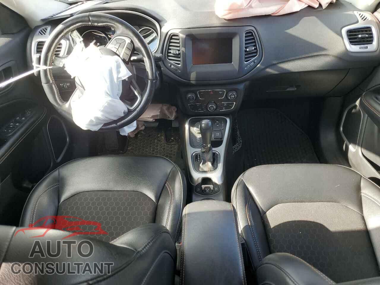JEEP COMPASS 2019 - 3C4NJDBB2KT850680
