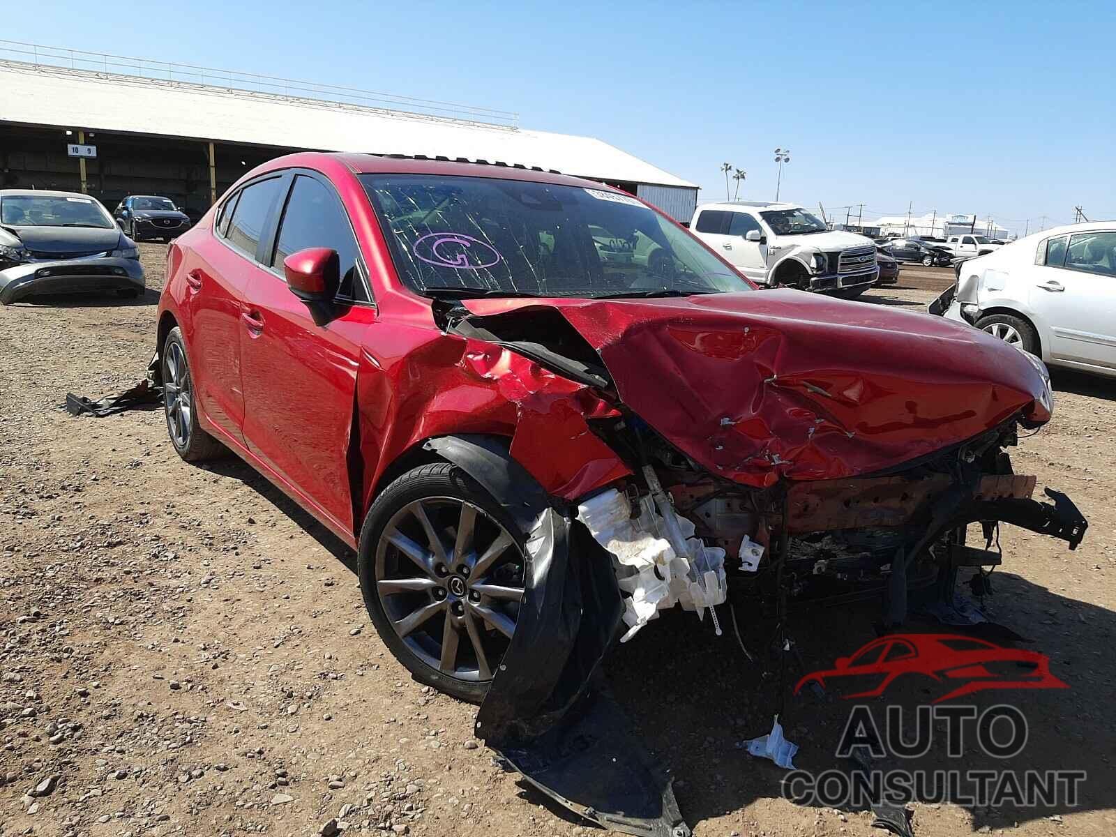 MAZDA 3 2018 - 3MZBN1V30JM276841